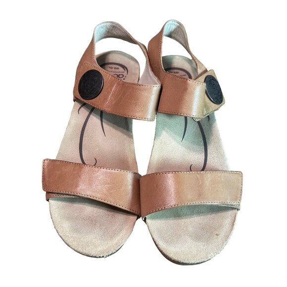 Abeo Tan Cork Wedge Sandals Women's Size 8.5N Hook and Loop Adjustable Straps 2" - Picture 2 of 8